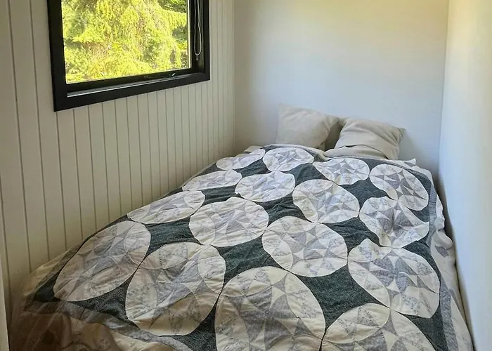 Prázdninový dům 70s Wooden House On Large Natural Plot