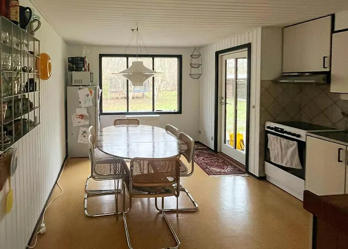 70s Wooden House On Large Natural Plot Feriehus