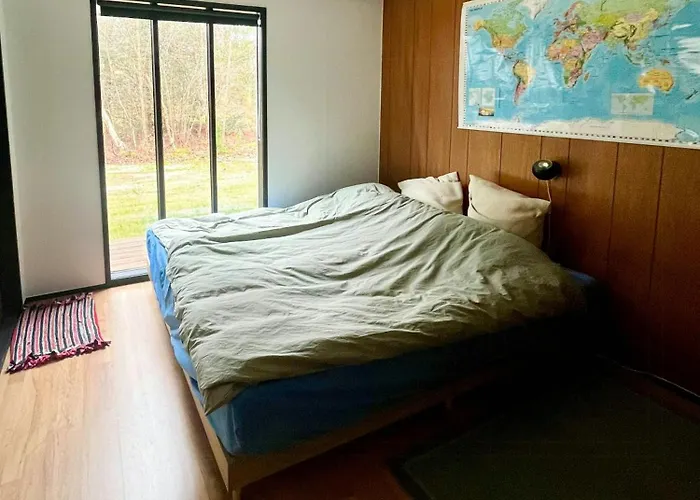Feriehus 70s Wooden House On Large Natural Plot *